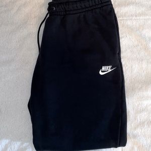 Nike Joggers - NWOT